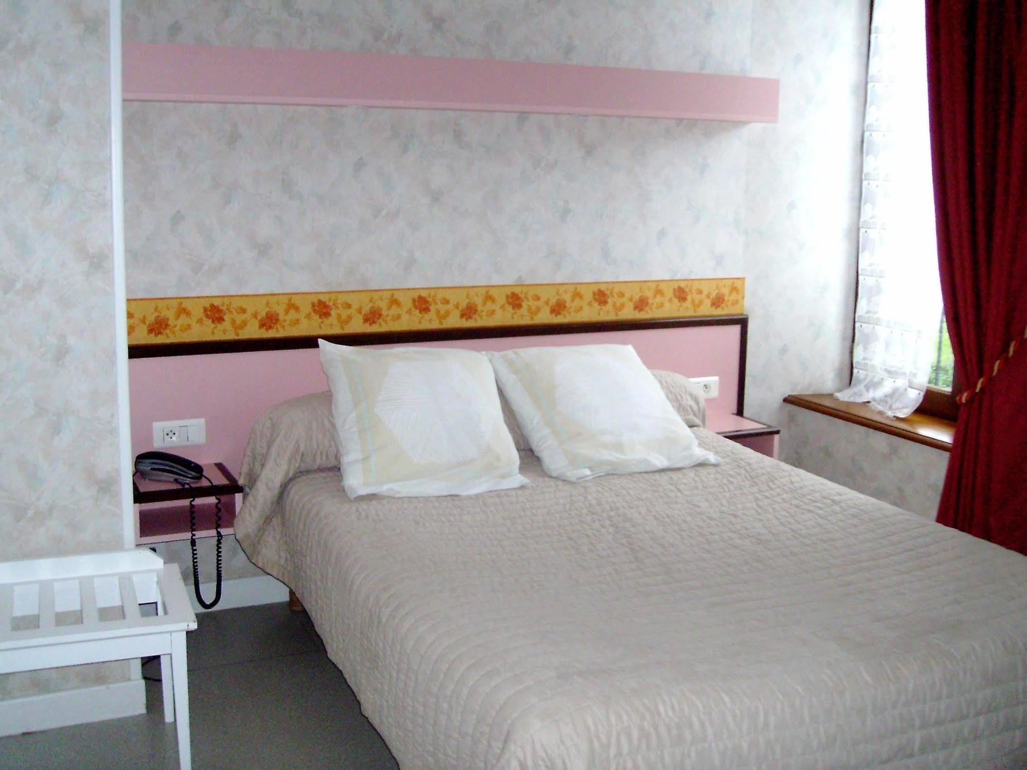 Logis Auberge De L'Allagnonette Saint-Poncy Bagian luar foto